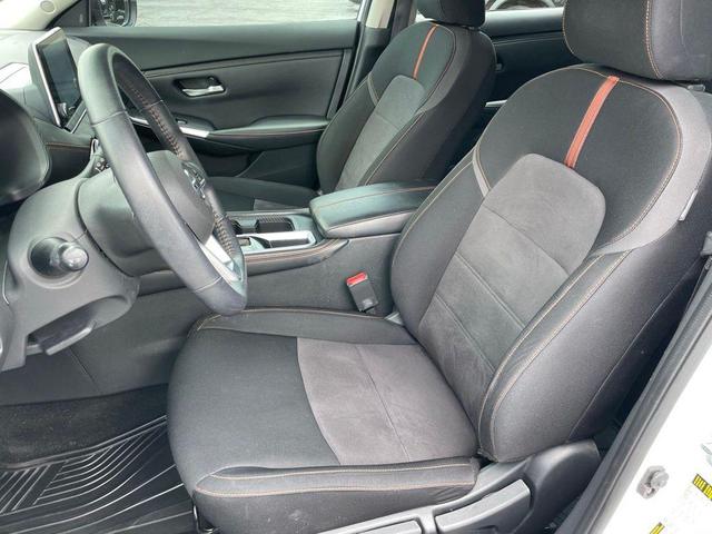 Photo of 2021 Aspen White Nissan Sentra