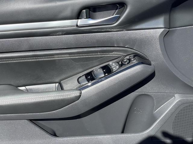 Photo of 2021 Scarlet Ember Nissan Altima