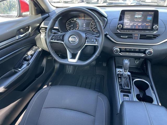 Photo of 2021 Scarlet Ember Nissan Altima