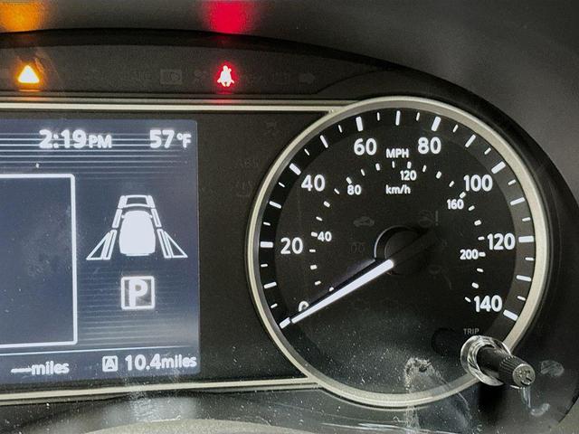 Photo of 2025 Gun Metallic Nissan Versa