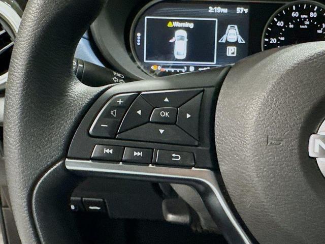Photo of 2025 Gun Metallic Nissan Versa