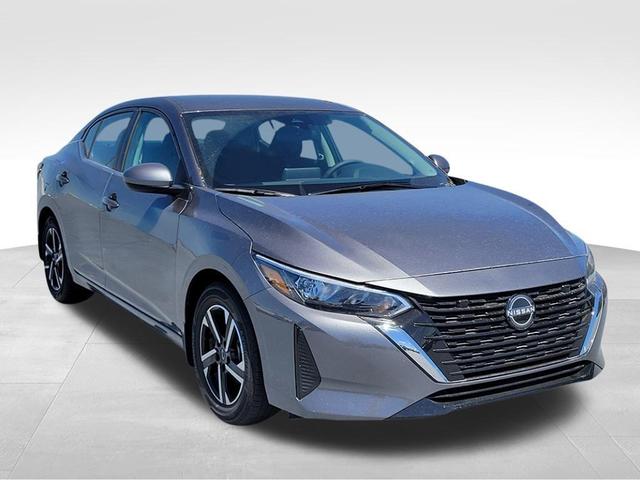 Photo of 2025 Gun Metallic Nissan Sentra
