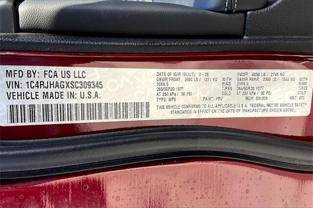 Photo of 2025 Velvet Red Pearlcoat Jeep Grand Cherokee