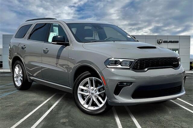 Photo of 2023 Destroyer Gray Clearcoat Dodge Durango