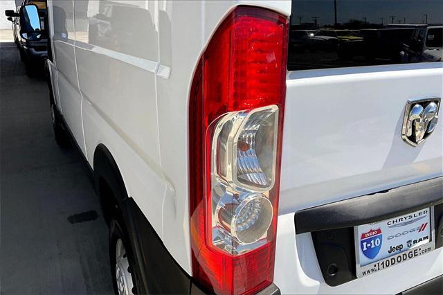 Photo of 2020 Bright White Clearcoat RAM ProMaster 1500