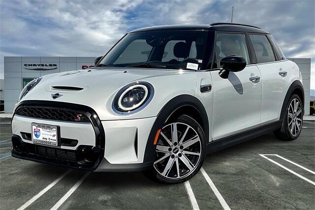 2023 MINI Hardtop