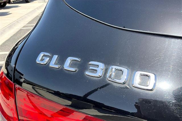 Photo of 2016  Mercedes-Benz GLC 300