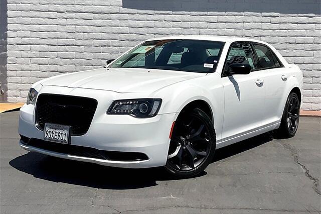2023 Chrysler 300