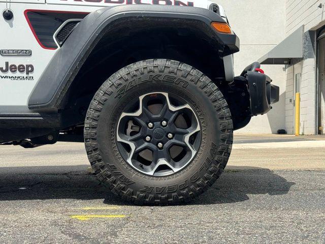 Photo of 2020 Bright White Clearcoat Jeep Wrangler Unlimited