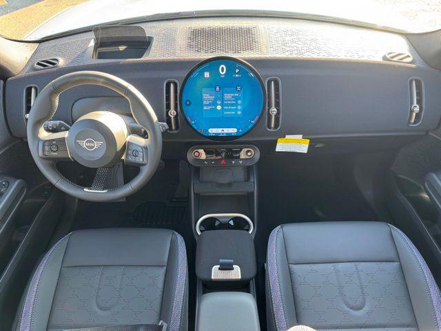 Photo of 2026 Nanuq White Metallic MINI Countryman