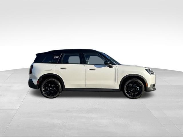 Photo of 2026 Nanuq White Metallic MINI Countryman