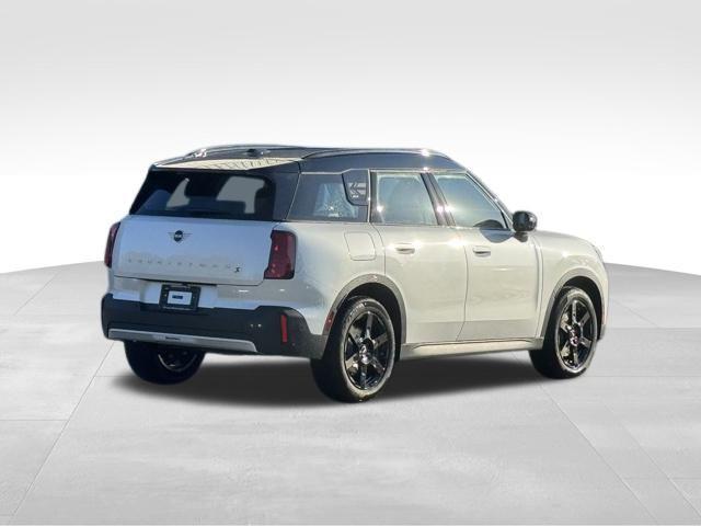 Photo of 2026 Nanuq White Metallic MINI Countryman
