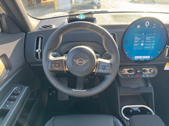 Photo of 2026 Nanuq White Metallic MINI Countryman