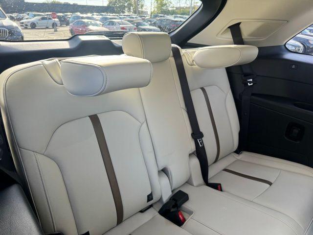 Photo of 2024 Deep Crystal Blue Mica Mazda CX-90