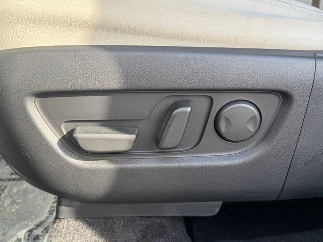 Photo of 2024 Deep Crystal Blue Mica Mazda CX-90