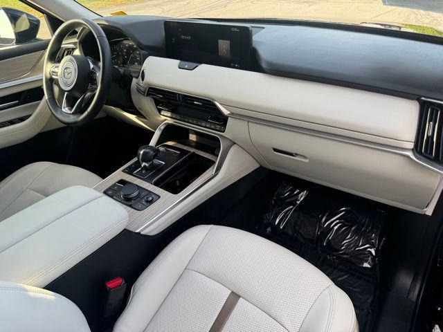 Photo of 2024 Deep Crystal Blue Mica Mazda CX-90