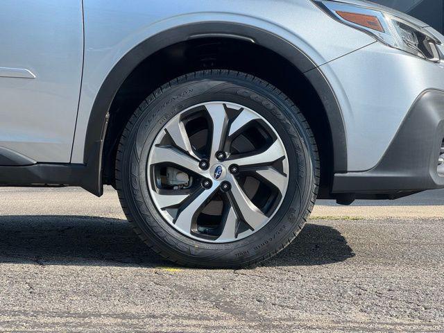 Photo of 2020 Ice Silver Metallic Subaru Outback