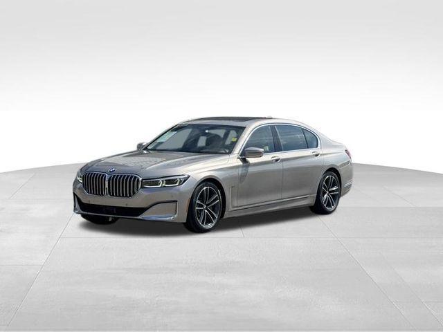 2022 BMW 750
