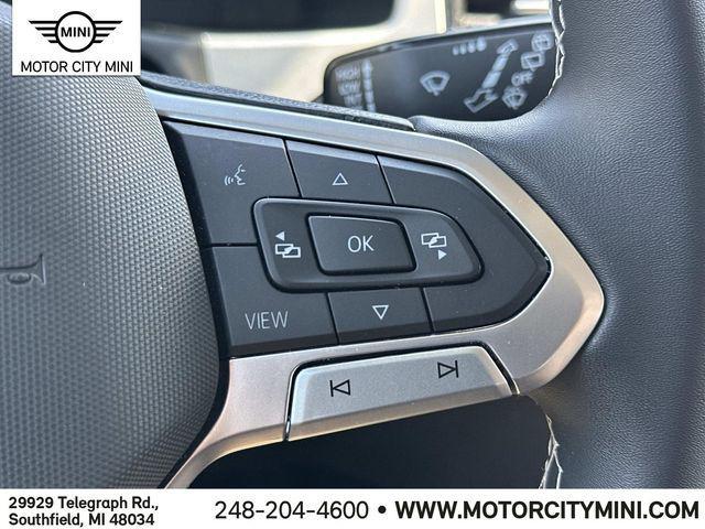Photo of 2023 Pyrite Silver Metallic Volkswagen Atlas