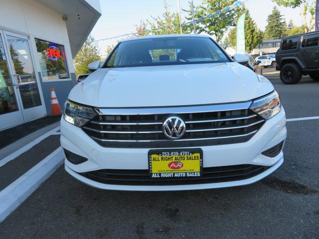 Photo of 2021 Pure White Volkswagen Jetta