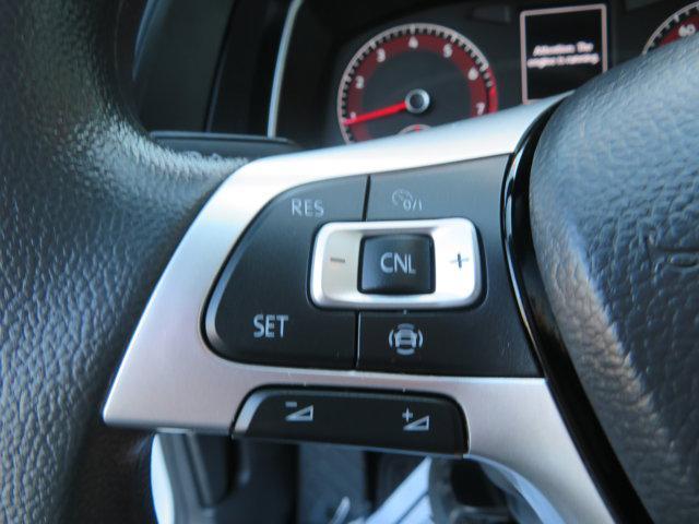 Photo of 2021 Pure White Volkswagen Jetta