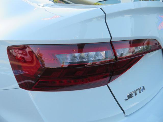 Photo of 2021 Pure White Volkswagen Jetta