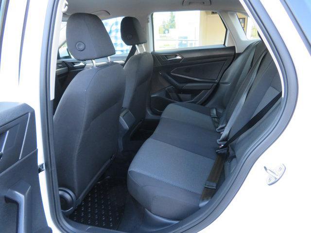 Photo of 2021 Pure White Volkswagen Jetta