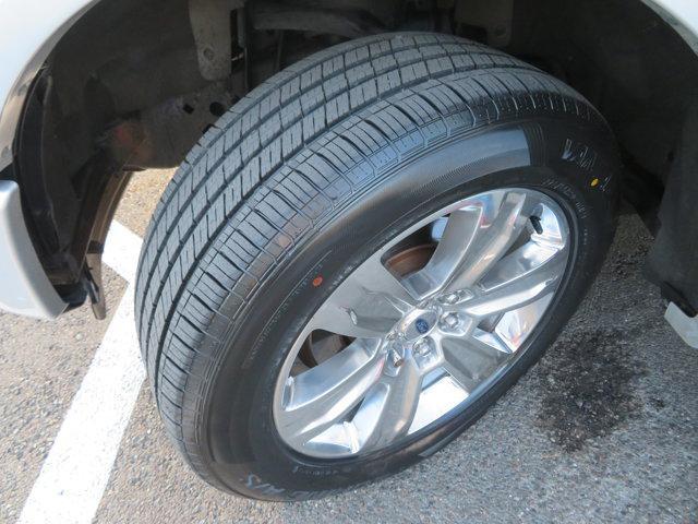 Photo of 2015 White Platinum Metallic Tri-Coat Ford F-150