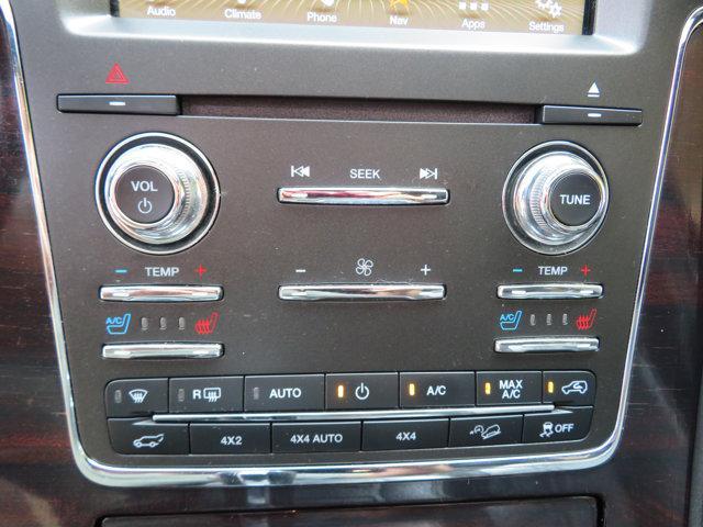 Photo of 2017 Magnetic Gray Metallic Lincoln Navigator