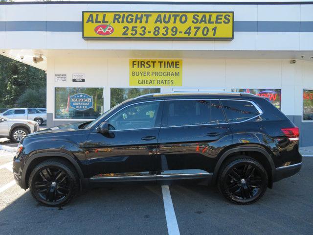 Photo of 2018 Deep Black Pearl Volkswagen Atlas