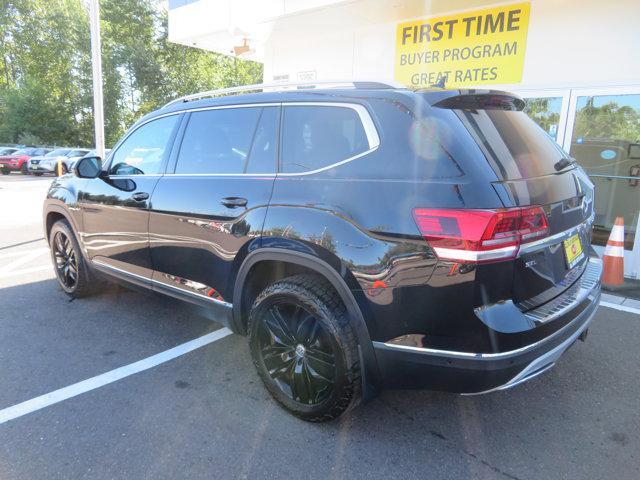 Photo of 2018 Deep Black Pearl Volkswagen Atlas