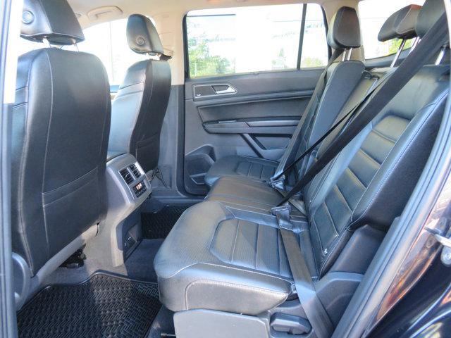 Photo of 2018 Deep Black Pearl Volkswagen Atlas