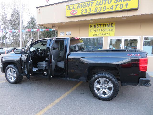 Photo of 2018 Black Chevrolet Silverado 1500