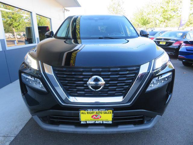 Photo of 2021 Super Black Nissan Rogue