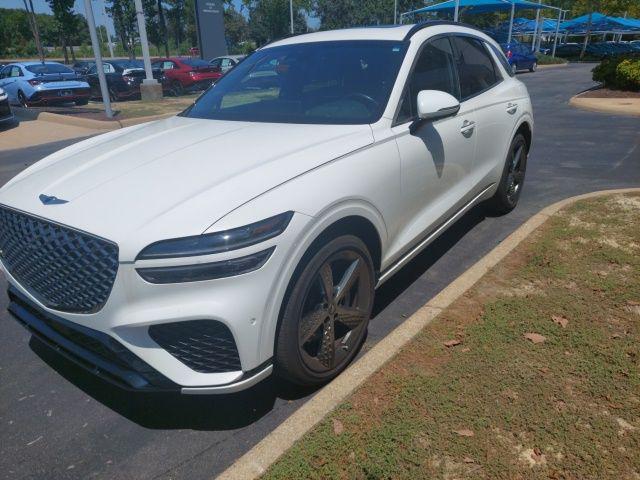 Photo of 2022 Uyuni White Genesis GV70