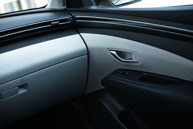 Photo of 2024 Ash Black Hyundai TUCSON Plug-In Hybrid