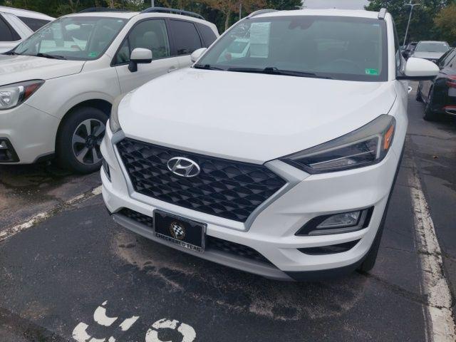 Photo of 2020 Cream White Hyundai TUCSON