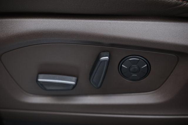 Photo of 2021 White Ford Explorer
