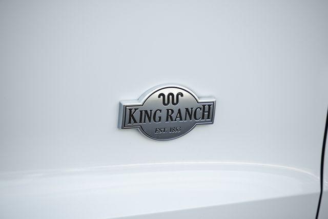 Photo of 2021 White Ford Explorer