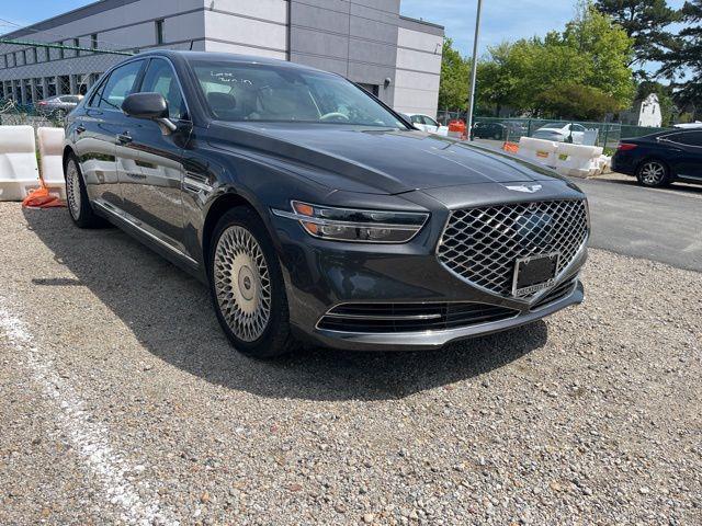 2022 Genesis G90