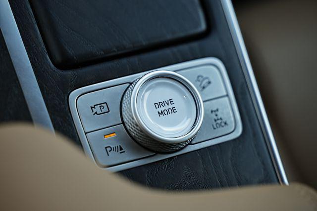Photo of 2023 Himalayan Gray Genesis GV80