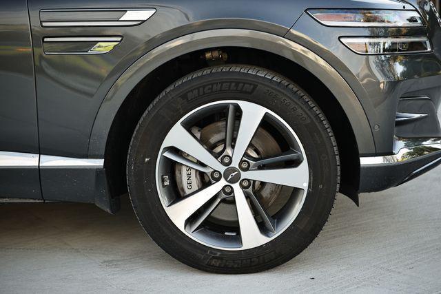 Photo of 2023 Himalayan Gray Genesis GV80