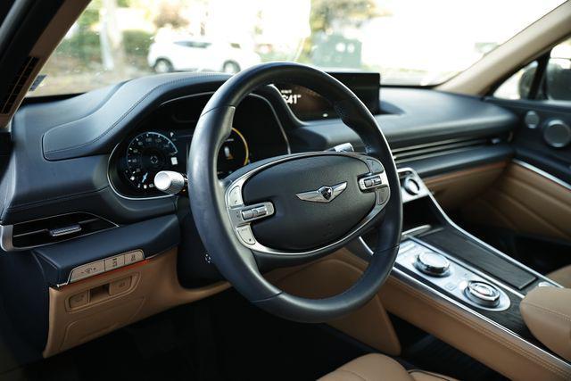 Photo of 2023 Himalayan Gray Genesis GV80