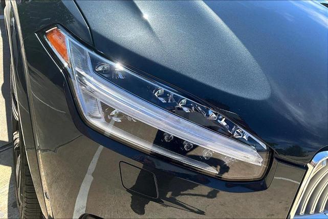 Photo of 2022 Savile Gray Metallic Volvo XC90