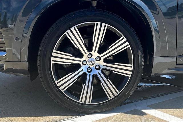 Photo of 2022 Savile Gray Metallic Volvo XC90