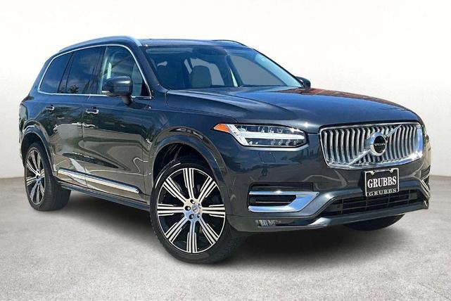 Photo of 2022 Savile Gray Metallic Volvo XC90