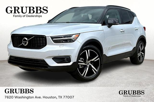 2022 Volvo XC40