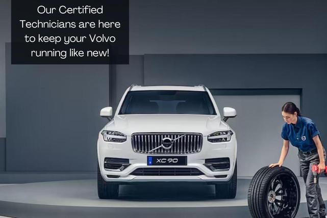 Photo of 2025 Crystal White Pearl Volvo XC40