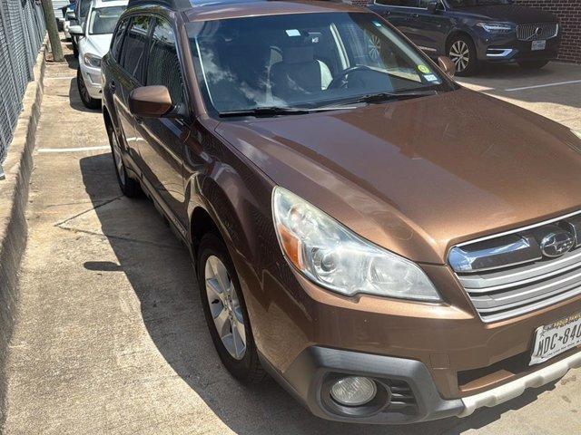 Photo of 2013 Caramel Bronze Pearl Subaru Outback