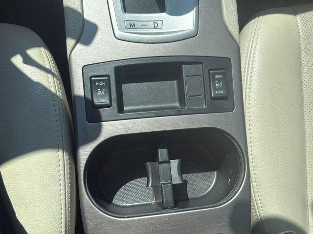 Photo of 2013 Caramel Bronze Pearl Subaru Outback